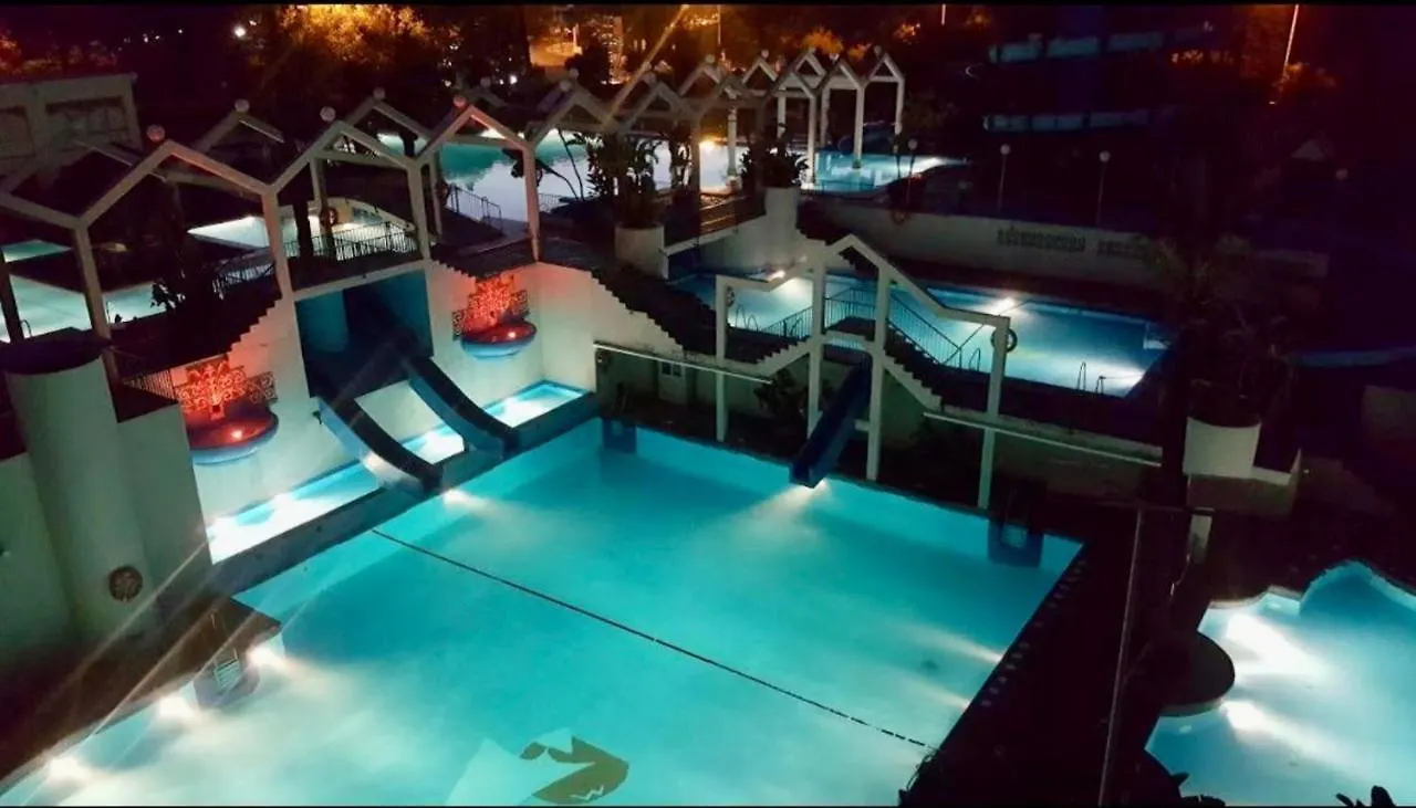 Benalbeach Casa Kito Relax 1ª Linea De Playa Benalmadena Spain